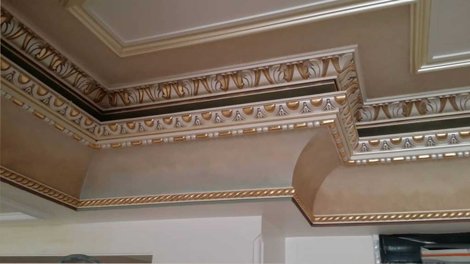 پتینه و نقاشی سقف